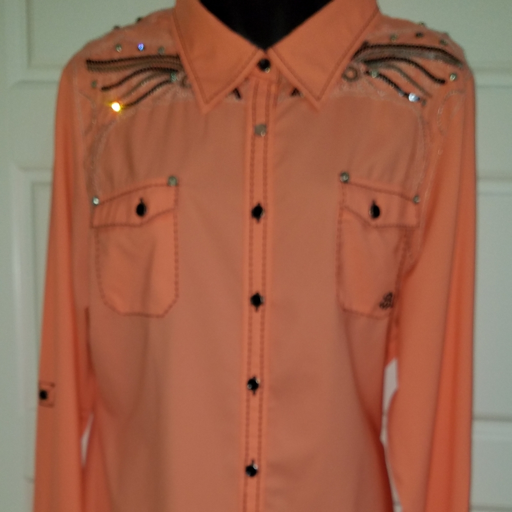 Roar western ladies shirt.